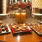 Relais Hotelier Douce France Hotel *