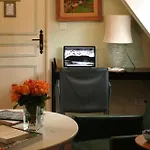 Relais Hotelier Douce France Hotel *