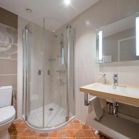 Relais Hôtelier Douce France Hotel *