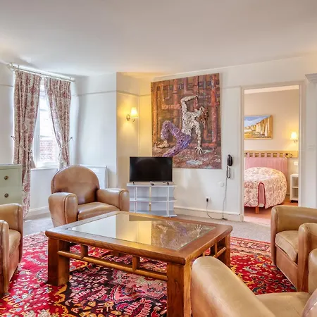 Relais Hôtelier Douce France *