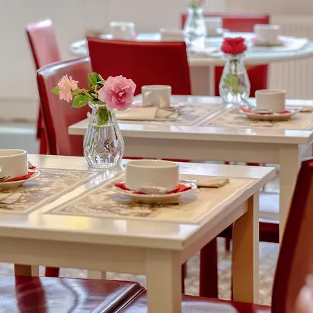 Hotel Douce France - Veules Les Roses Hotel Veules-les-Roses