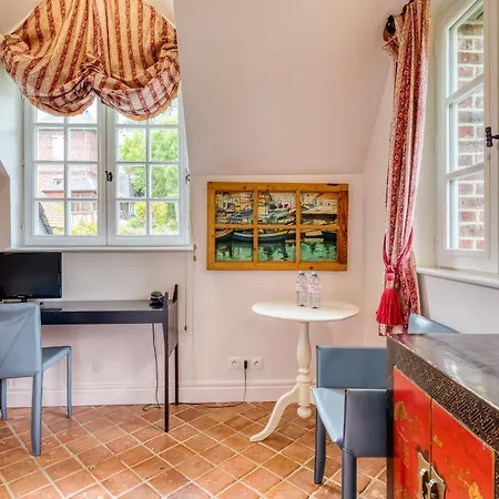 Relais Hôtelier Douce France *